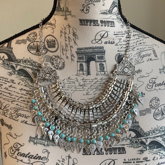 Bohemian Silver Vintage Style Turquoise Stone Necklace - Picture 3 of 6